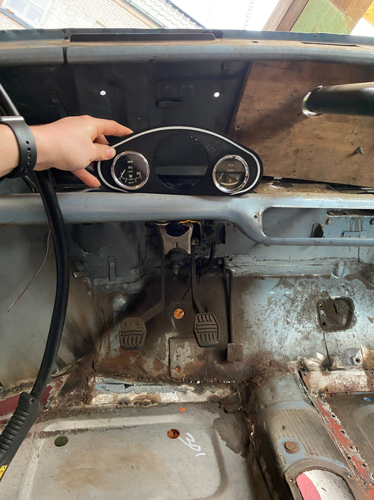 Custom Dashboard Panel for Tachometer with Two Auxiliary Gauges – Classic Mini