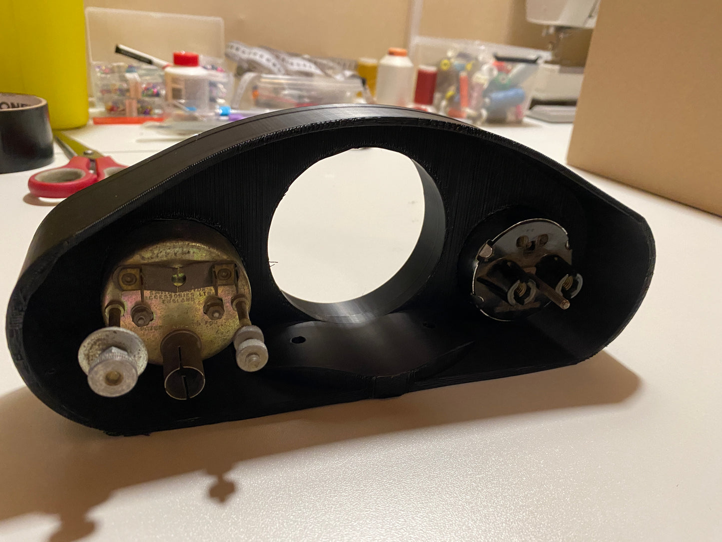 Classic Mini Driver-Side Gauge Pod – Triple Instrument Holder for Tachometer & Auxiliary Gauges